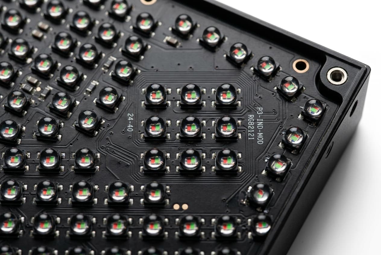 Módulo P3 · RGB2121 close-up
